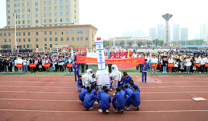 4. 2022級模具班方陣.png