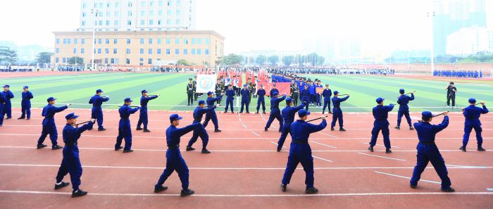 4. 23級(jí)消防3班入場(chǎng)式表演.jpg